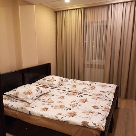 Grigol'S Apartament Tbilisi Esterno foto