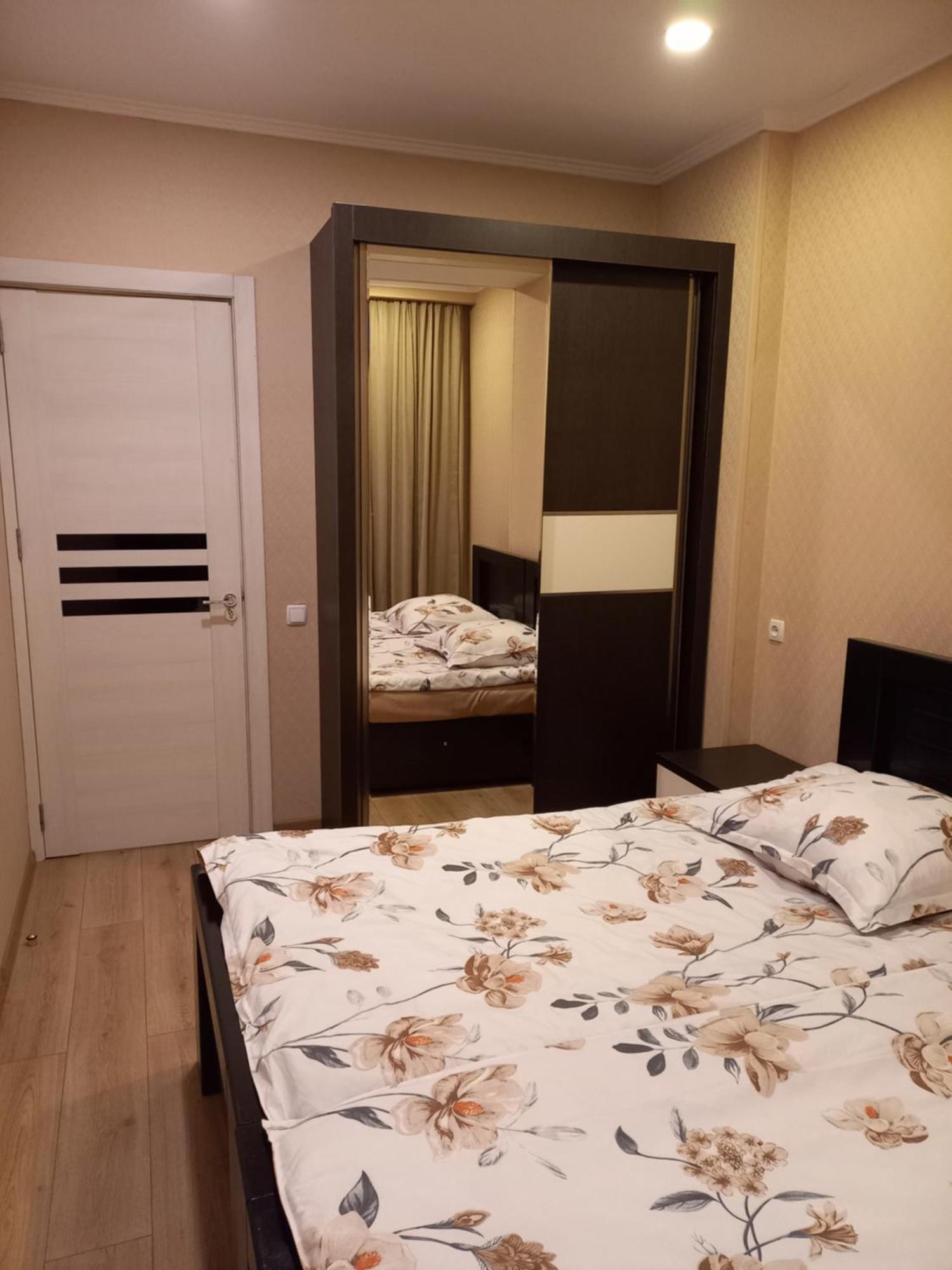 Grigol'S Apartament Tbilisi Esterno foto