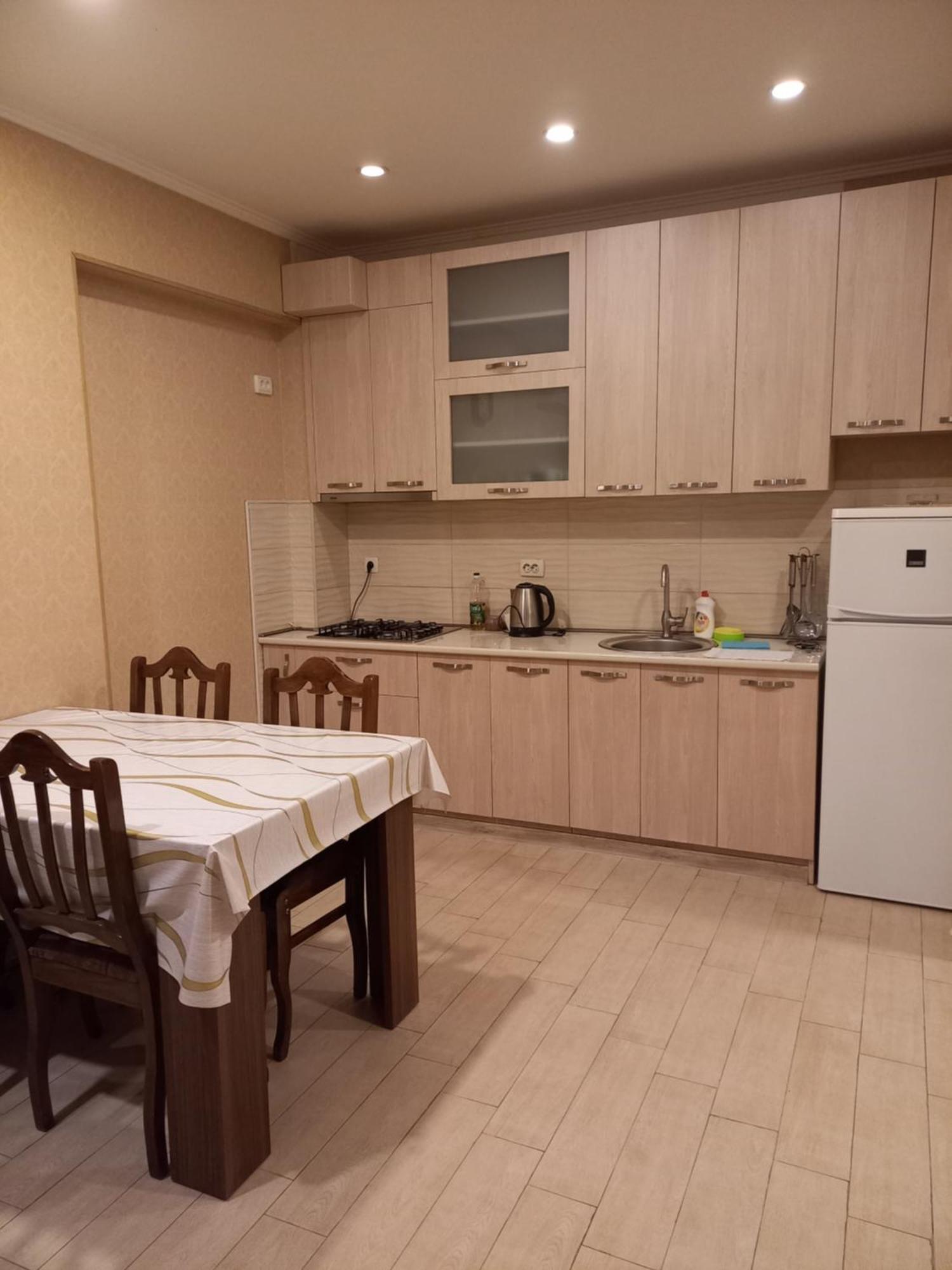 Grigol'S Apartament Tbilisi Esterno foto